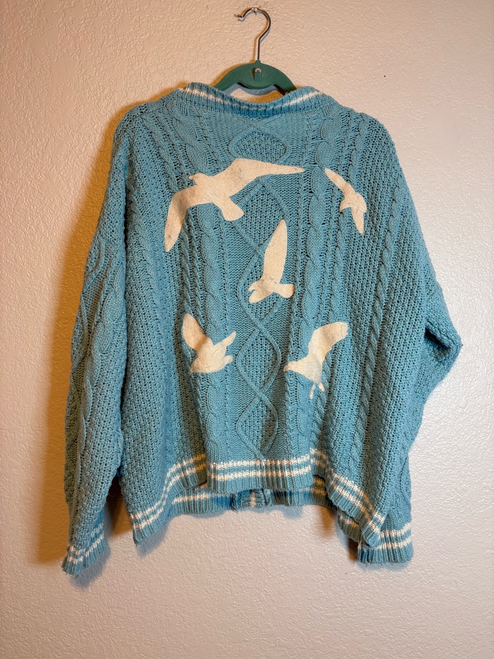 Taylor Swift 1989 Cardigan Blue Seagulls Knit Cozy XL 2XL - Picture 3 of 12
